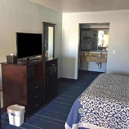Americas Best Value Inn Bishop/Kingsville Exterior photo