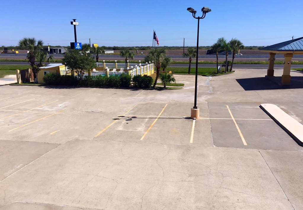 Americas Best Value Inn Bishop/Kingsville Facilities photo